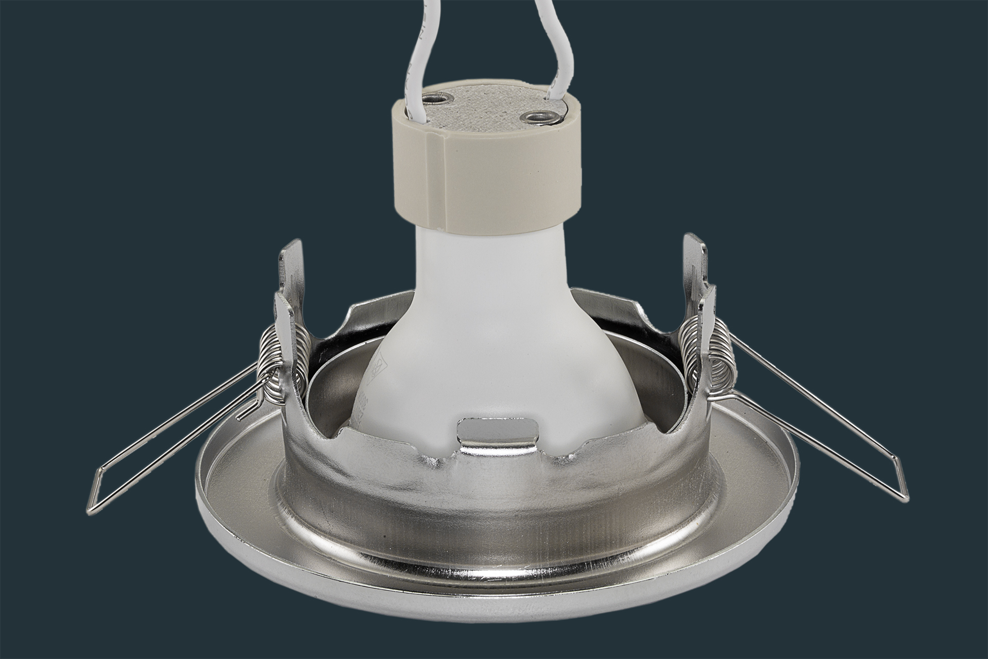 BE5A4596QofLeMcyp5cn7